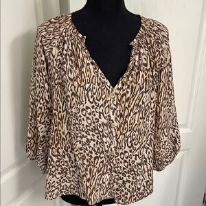 Tucker pure silk leopard boxy blouse size M oversized Anthropologie animal print